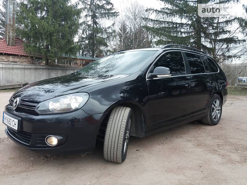 Універсал Volkswagen Golf 2012 в Коростені