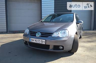 Хетчбек Volkswagen Golf 2008 в 