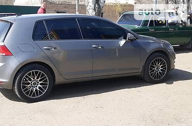 Хэтчбек Volkswagen Golf 2014 в Бахмуте