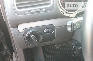 Універсал Volkswagen Golf 2010 в 