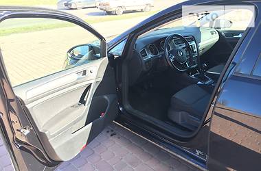 Універсал Volkswagen Golf 2013 в 