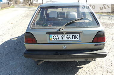 Хэтчбек Volkswagen Golf 1987 в Лысянке