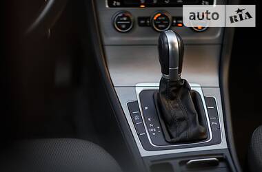 Універсал Volkswagen Golf 2016 в 