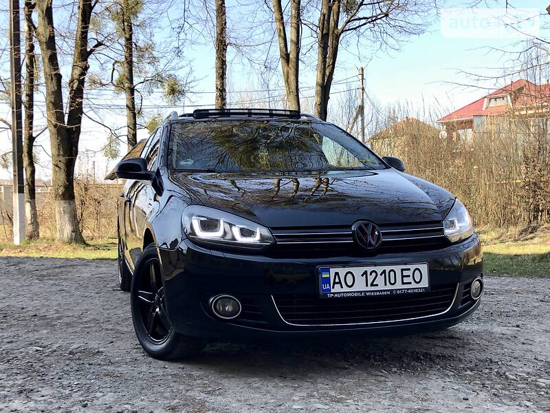 Універсал Volkswagen Golf 2010 в Сваляві