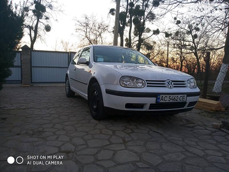 Купе Volkswagen Golf 1998 в Луцьку