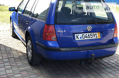 Універсал Volkswagen Golf 2002 в 