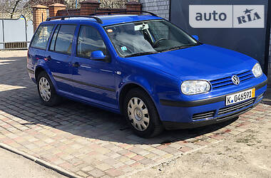 Універсал Volkswagen Golf 2002 в 