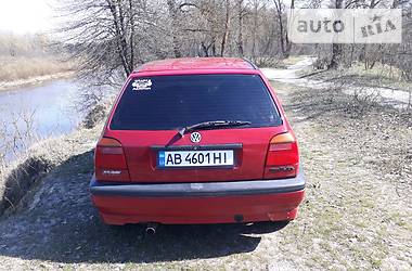 Седан Volkswagen Golf 1993 в 