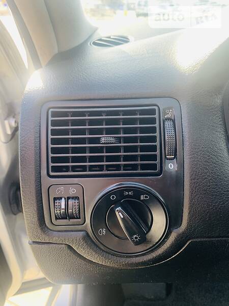 Хэтчбек Volkswagen Golf 2002 в Ивано-Франковске фото 42 Хэтчбек Volkswagen Golf 2002 в Ивано-Франковске