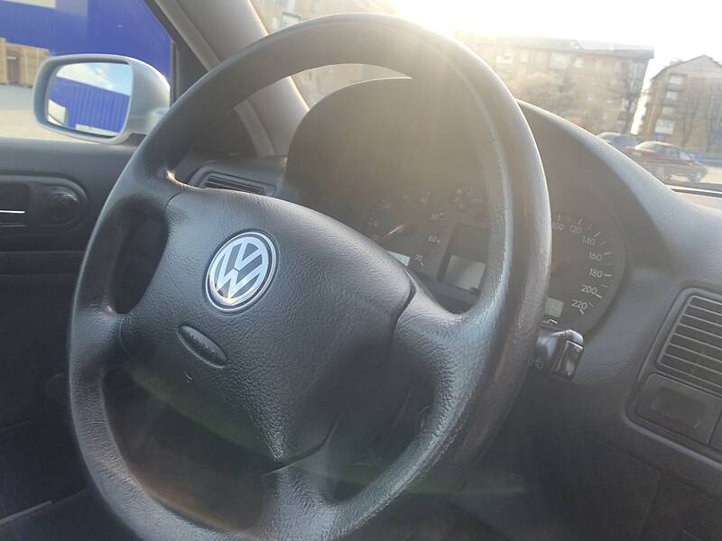Хэтчбек Volkswagen Golf 2002 в Ивано-Франковске фото 71 Хэтчбек Volkswagen Golf 2002 в Ивано-Франковске