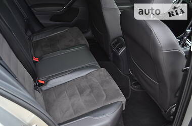 Хетчбек Volkswagen Golf 2013 в 