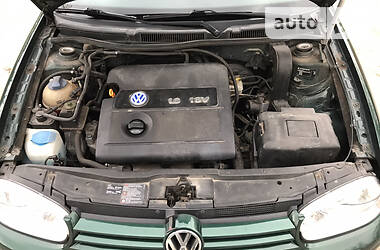 Універсал Volkswagen Golf 2001 в 