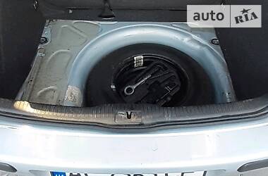 Хетчбек Volkswagen Golf 2000 в 