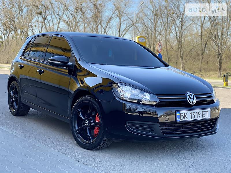Хетчбек Volkswagen Golf 2009 в Рівному