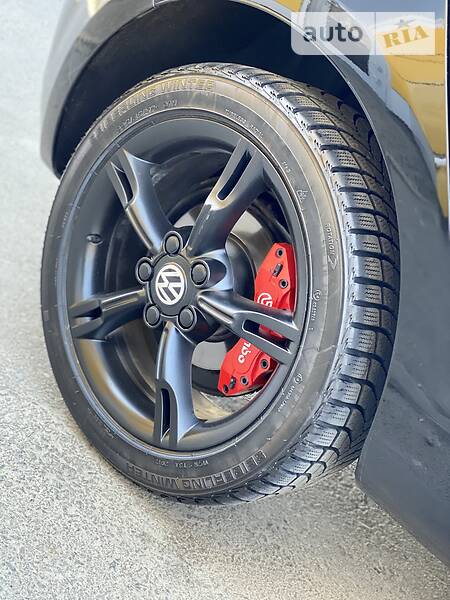 Хетчбек Volkswagen Golf 2009 в Рівному