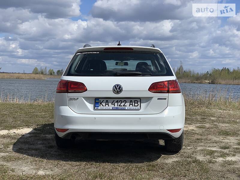 Універсал Volkswagen Golf 2015 в Києві