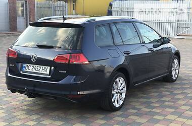 Универсал Volkswagen Golf 2014 в Стрые