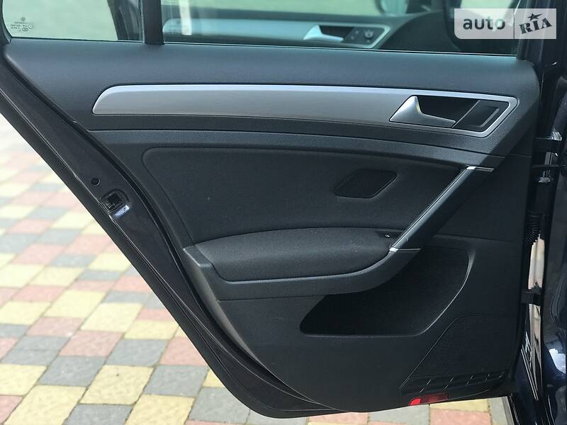 Універсал Volkswagen Golf 2014 в Стрию