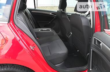 Універсал Volkswagen Golf 2015 в 