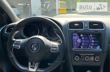 Хетчбек Volkswagen Golf 2013 в 