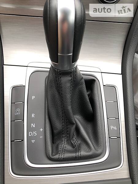 Универсал Volkswagen Golf 2017 в Киеве