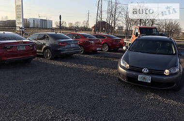 Універсал Volkswagen Golf 2014 в 