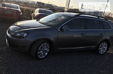 Універсал Volkswagen Golf 2014 в 
