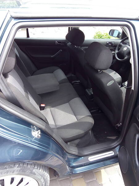 Хетчбек Volkswagen Golf 2000 в Підволочиську