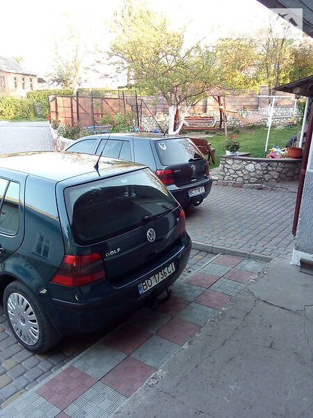 Хетчбек Volkswagen Golf 2000 в Підволочиську