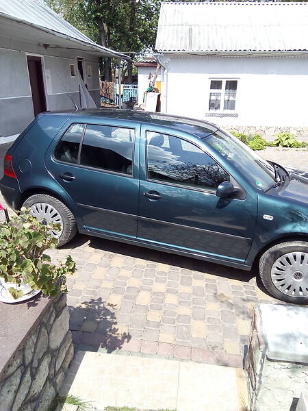 Хетчбек Volkswagen Golf 2000 в Підволочиську