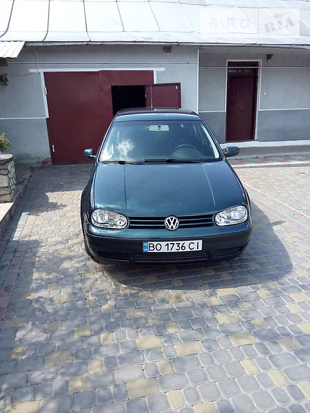 Хетчбек Volkswagen Golf 2000 в Підволочиську