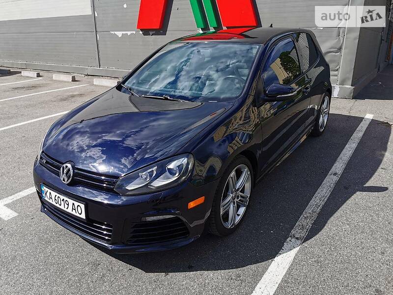 Хетчбек Volkswagen Golf 2011 в Києві
