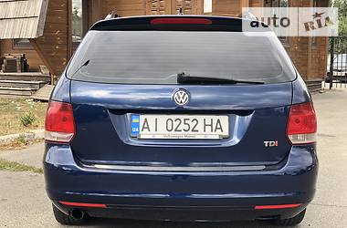Універсал Volkswagen Golf 2011 в 