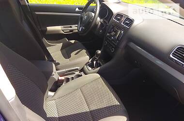 Універсал Volkswagen Golf 2013 в 