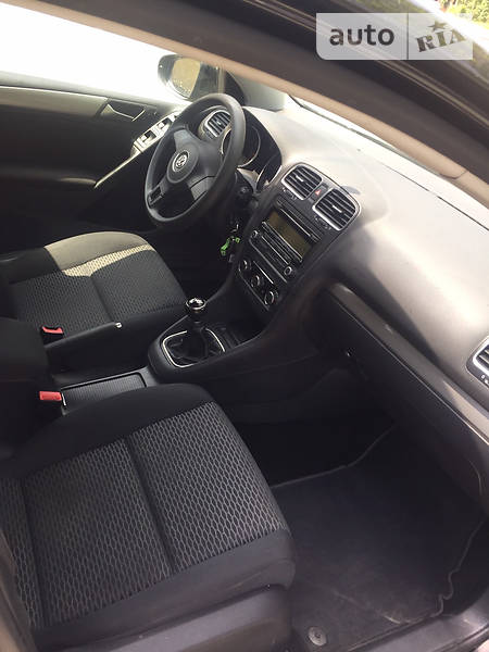 Хетчбек Volkswagen Golf 2009 в Львові