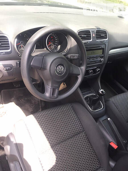 Хетчбек Volkswagen Golf 2009 в Львові