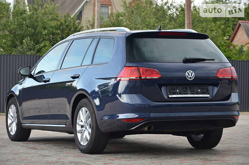 Універсал Volkswagen Golf 2015 в Луцьку