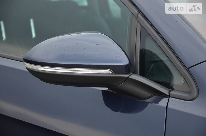 Універсал Volkswagen Golf 2015 в Луцьку