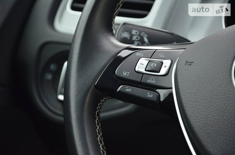 Універсал Volkswagen Golf 2015 в Луцьку