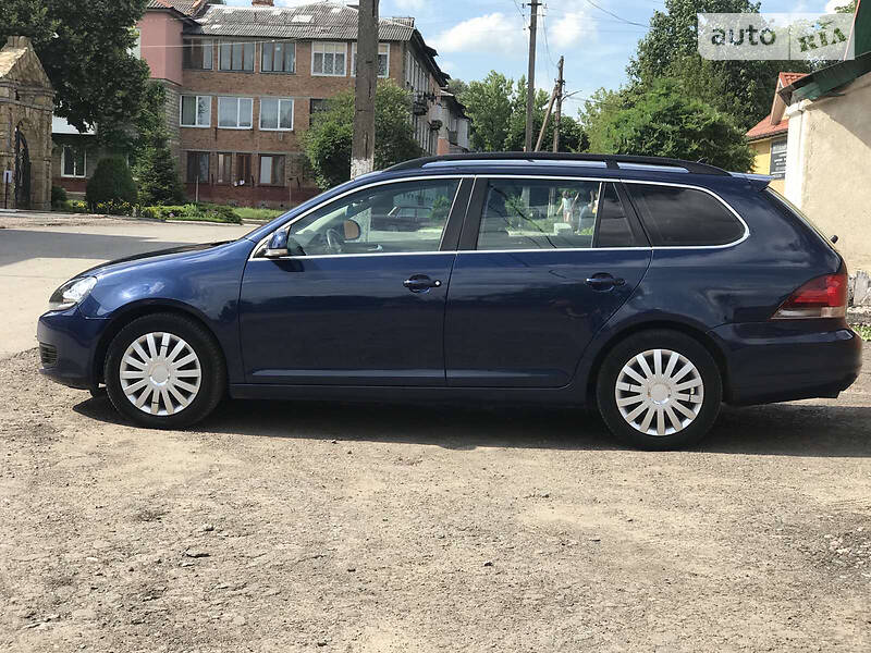 Универсал Volkswagen Golf 2012 в Шептицькому