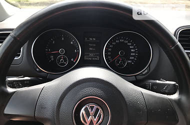 Універсал Volkswagen Golf 2012 в 