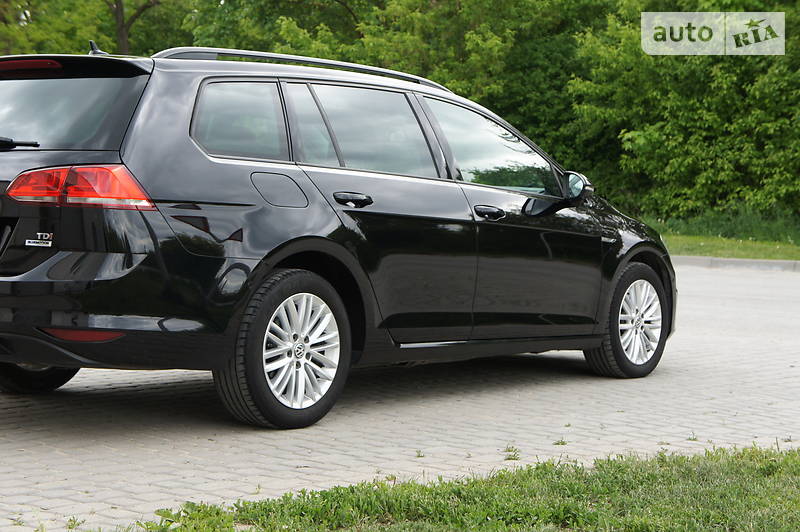 Універсал Volkswagen Golf 2014 в Чорткові