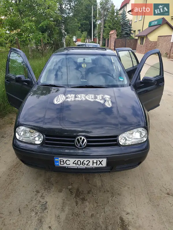 Volkswagen Golf