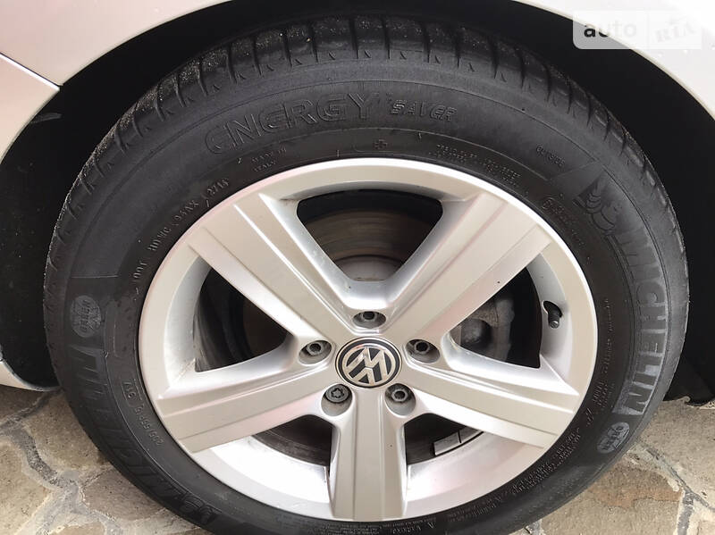 Універсал Volkswagen Golf 2011 в Сваляві