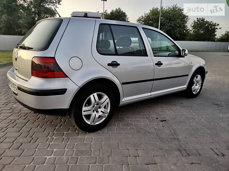 Хетчбек Volkswagen Golf 2002 в Києві фото 3 Хетчбек Volkswagen Golf 2002 в Києві
