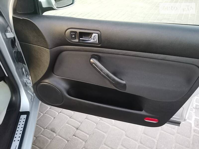 Хетчбек Volkswagen Golf 2002 в Києві фото 11 Хетчбек Volkswagen Golf 2002 в Києві