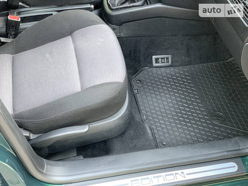 Універсал Volkswagen Golf 2000 в Миргороді фото 28 Універсал Volkswagen Golf 2000 в Миргороді