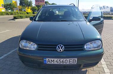 Універсал Volkswagen Golf 2000 в 