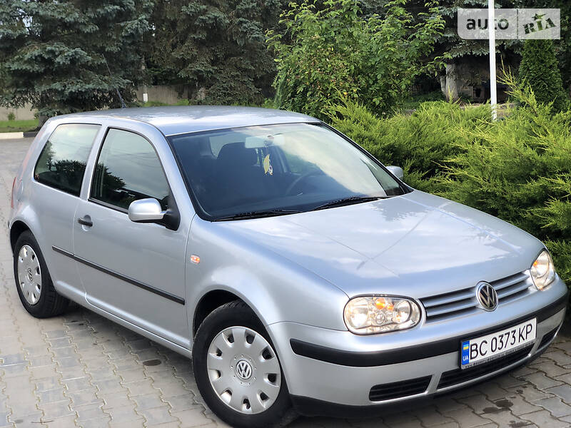 Хетчбек Volkswagen Golf 2000 в Дрогобичі