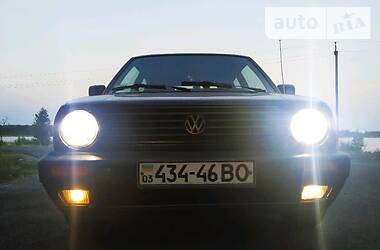 Хэтчбек Volkswagen Golf 1990 в Ратным